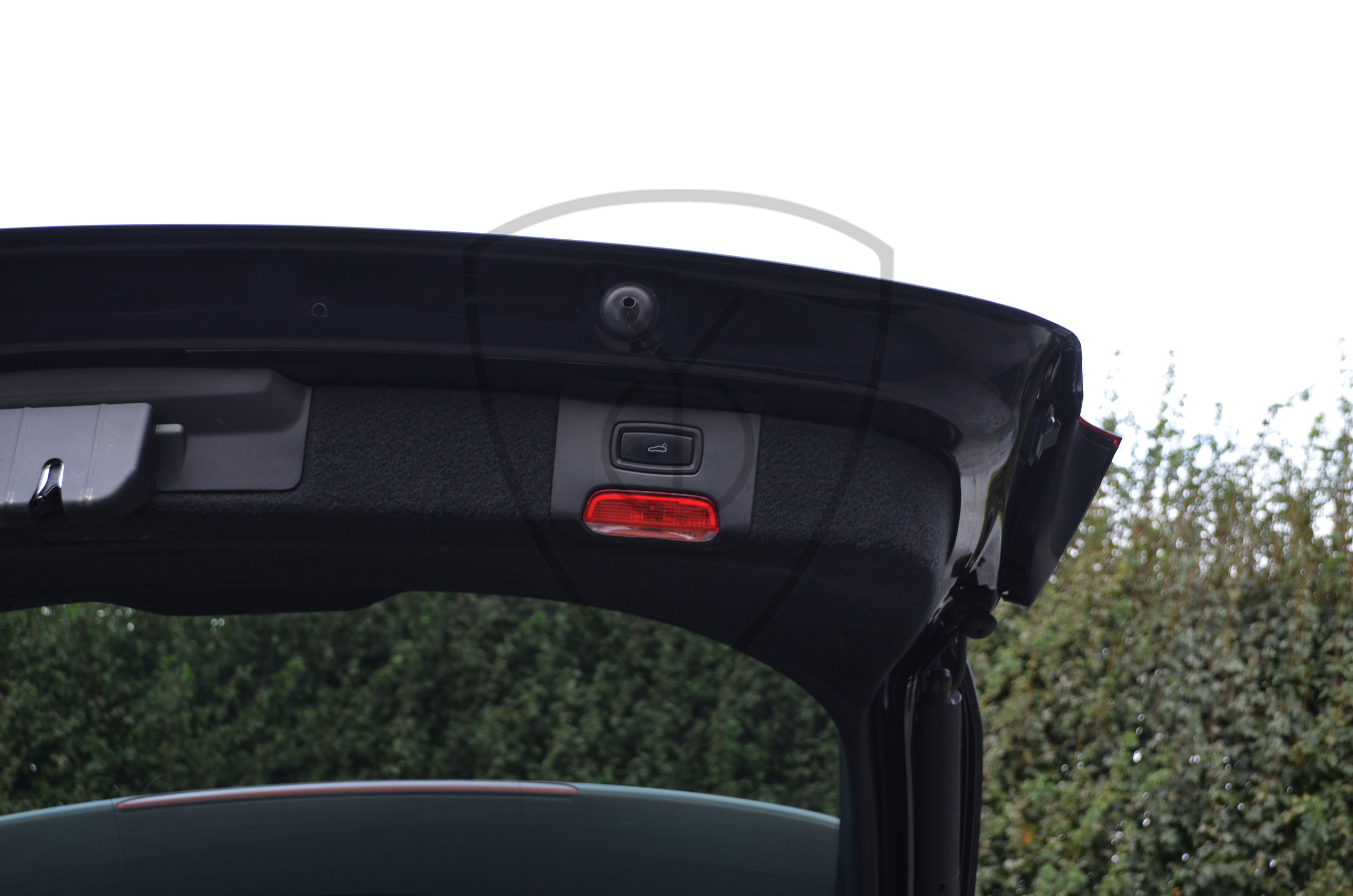 PORSCHE CAYENNE — image 1